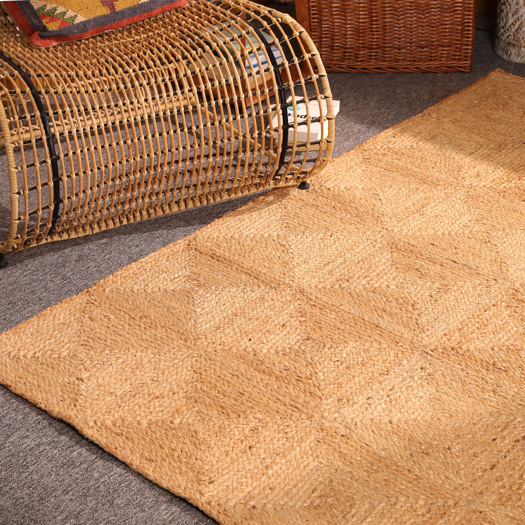 Handwoven Natural Jute Patchwork Area Rug Eco-Friendly Braided Farmhouse