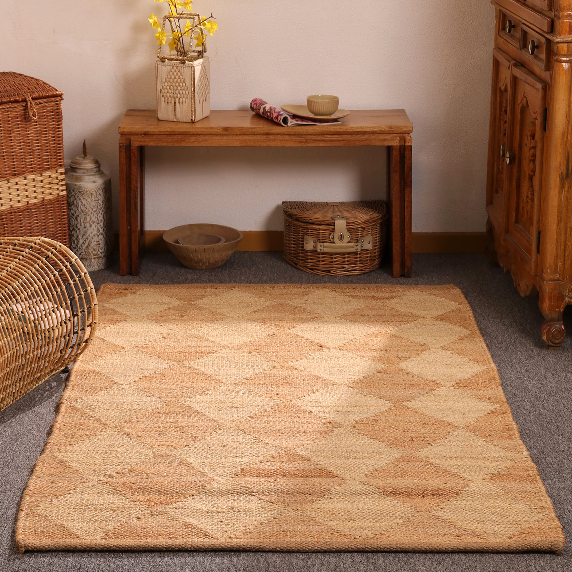 Handwoven Natural Jute Diamond Area Rug – Eco-Friendly Geometric Flatweave Rug for Living Room, Bedroom & Entryway