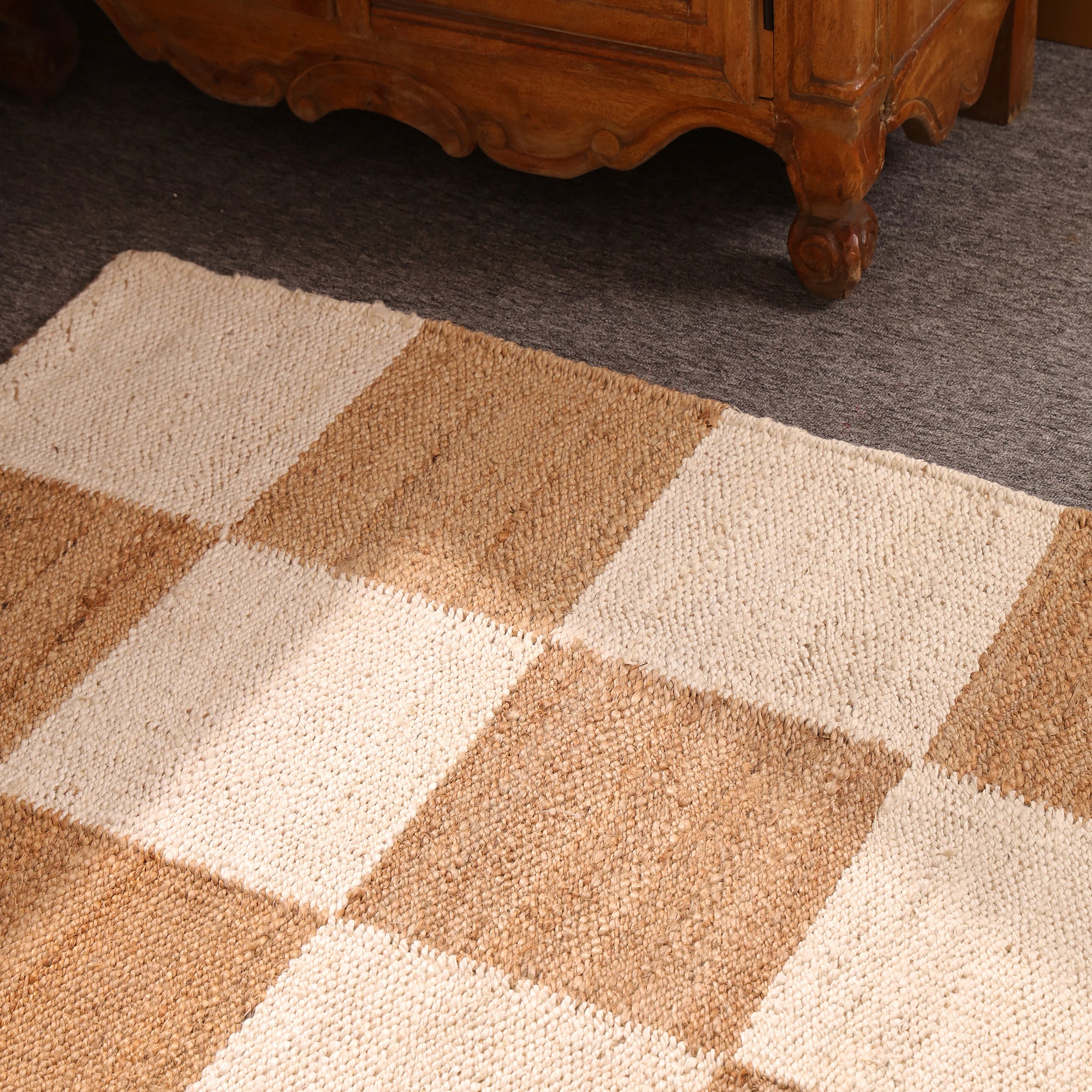 Handwoven Checkered Jute & Cotton Area - Natural Beige & Ivory