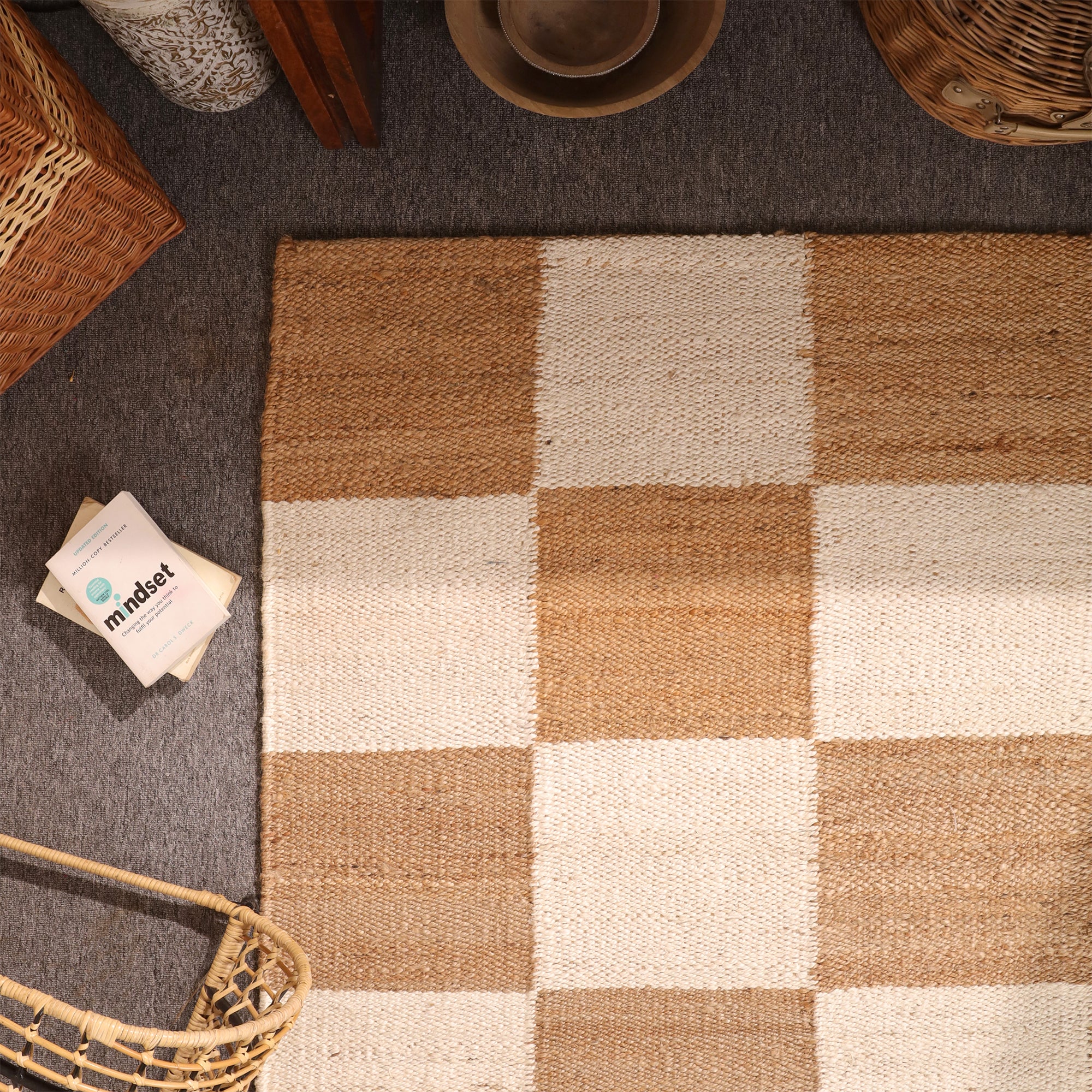 Handwoven Checkered Jute & Cotton Area - Natural Beige & Ivory