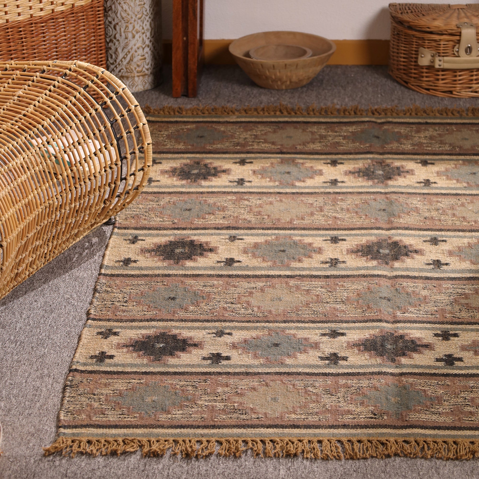 Handwoven Southwestern Kilim Area Rug Handmade Tribal Flatweave Rug