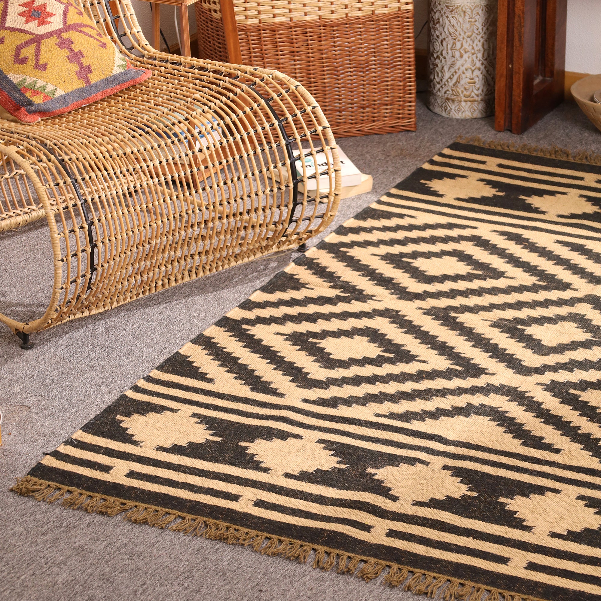 Handwoven Black & Natural Kilim Rug - Handmade Geometric Wool Area Rug