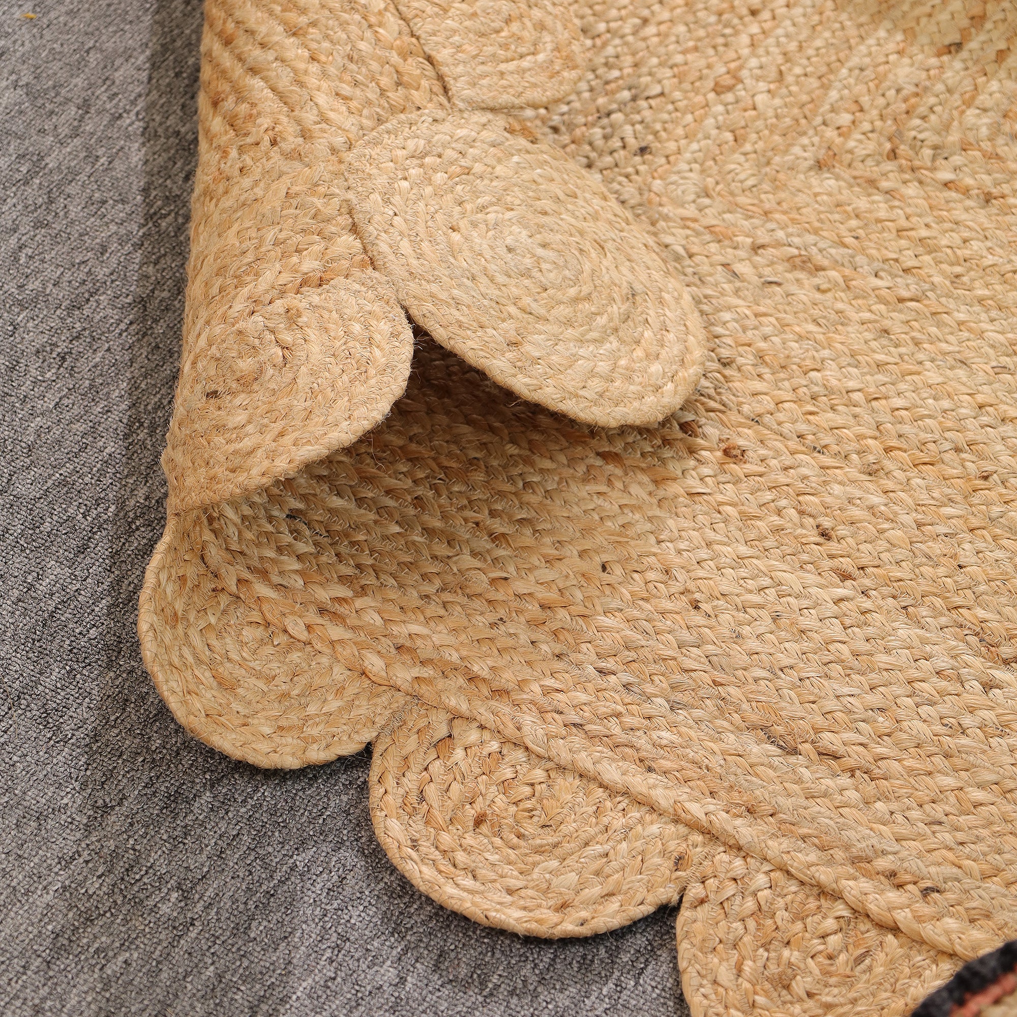 Handwoven Natural Scalloped Jute Area Rug – Boho Farmhouse Living Room Carpet