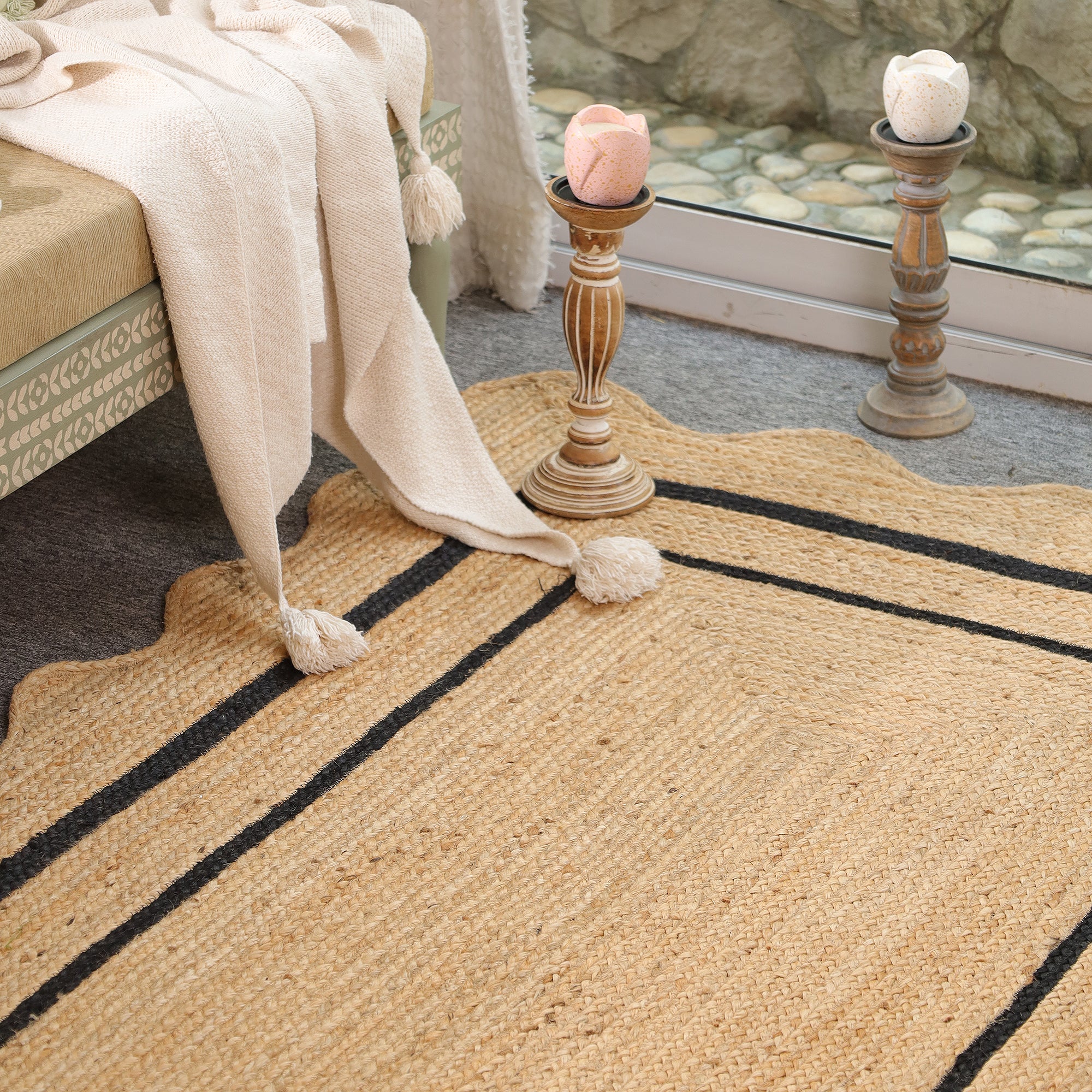 Natural Handwoven Jute Area Rug with Black Border- Scalloped Boho Farmhouse