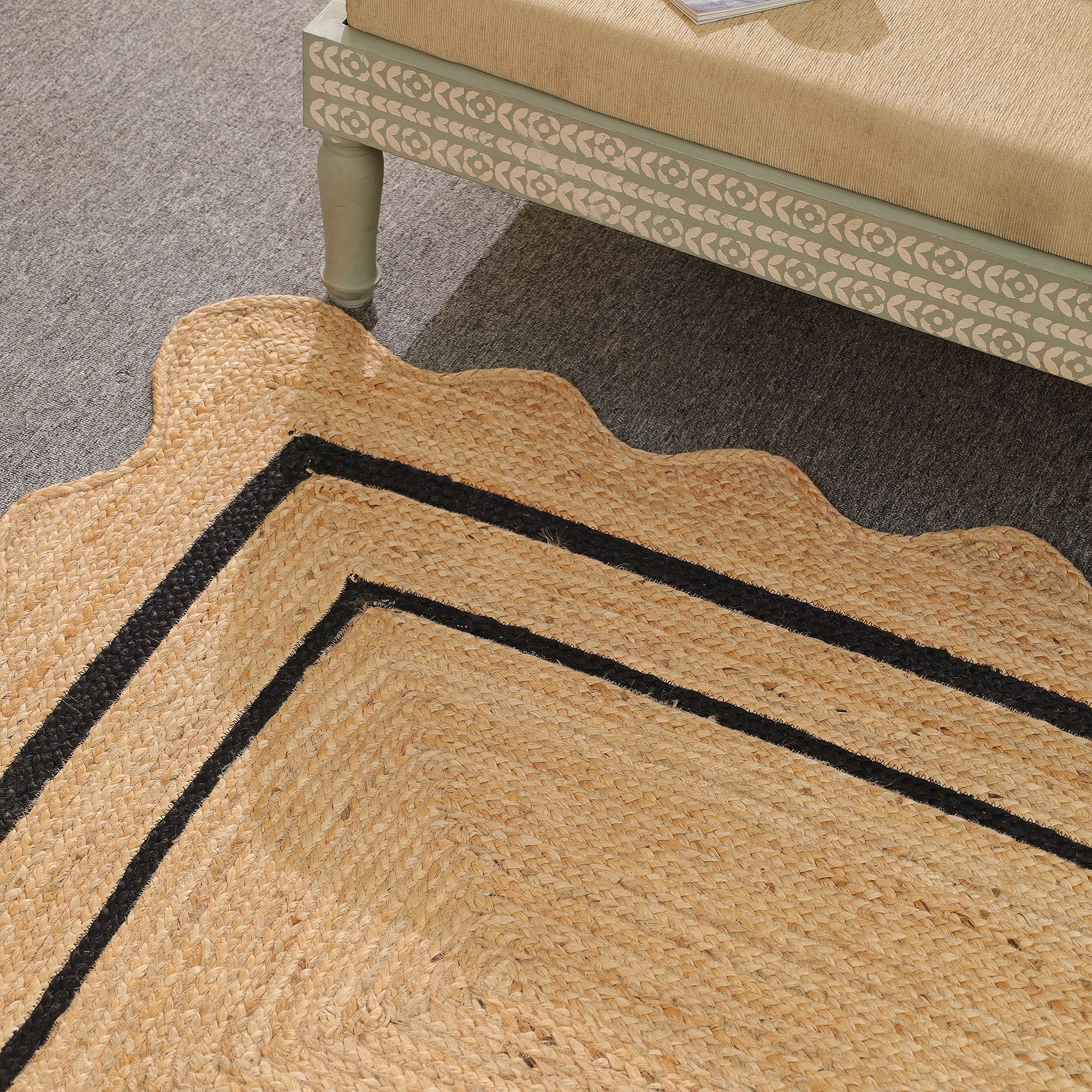 Natural Handwoven Jute Area Rug with Black Border- Scalloped Boho Farmhouse