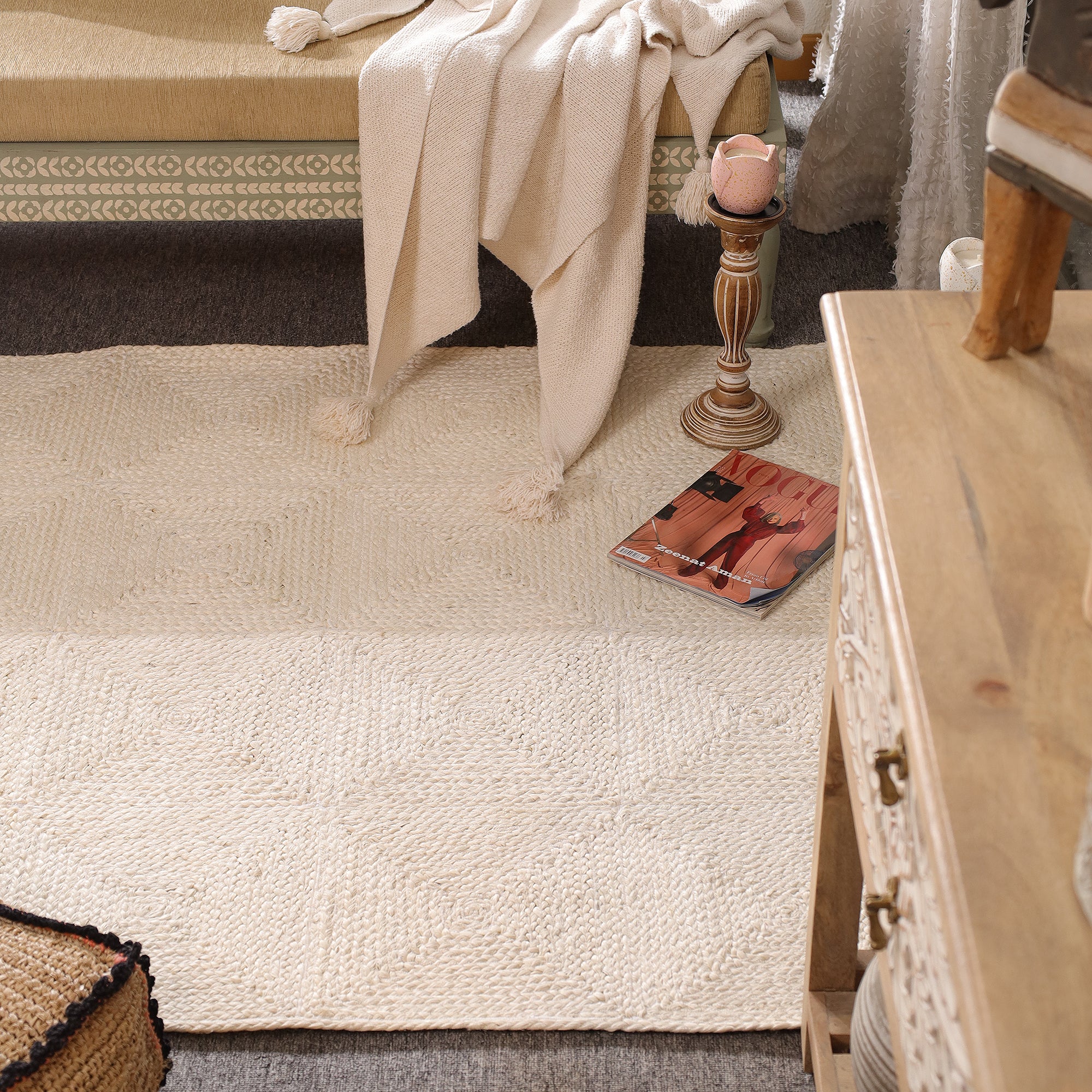 Handwoven Ivory Jute Area Rug - Natural Boho Living Room Carpet Eco-Friendly Home Decor