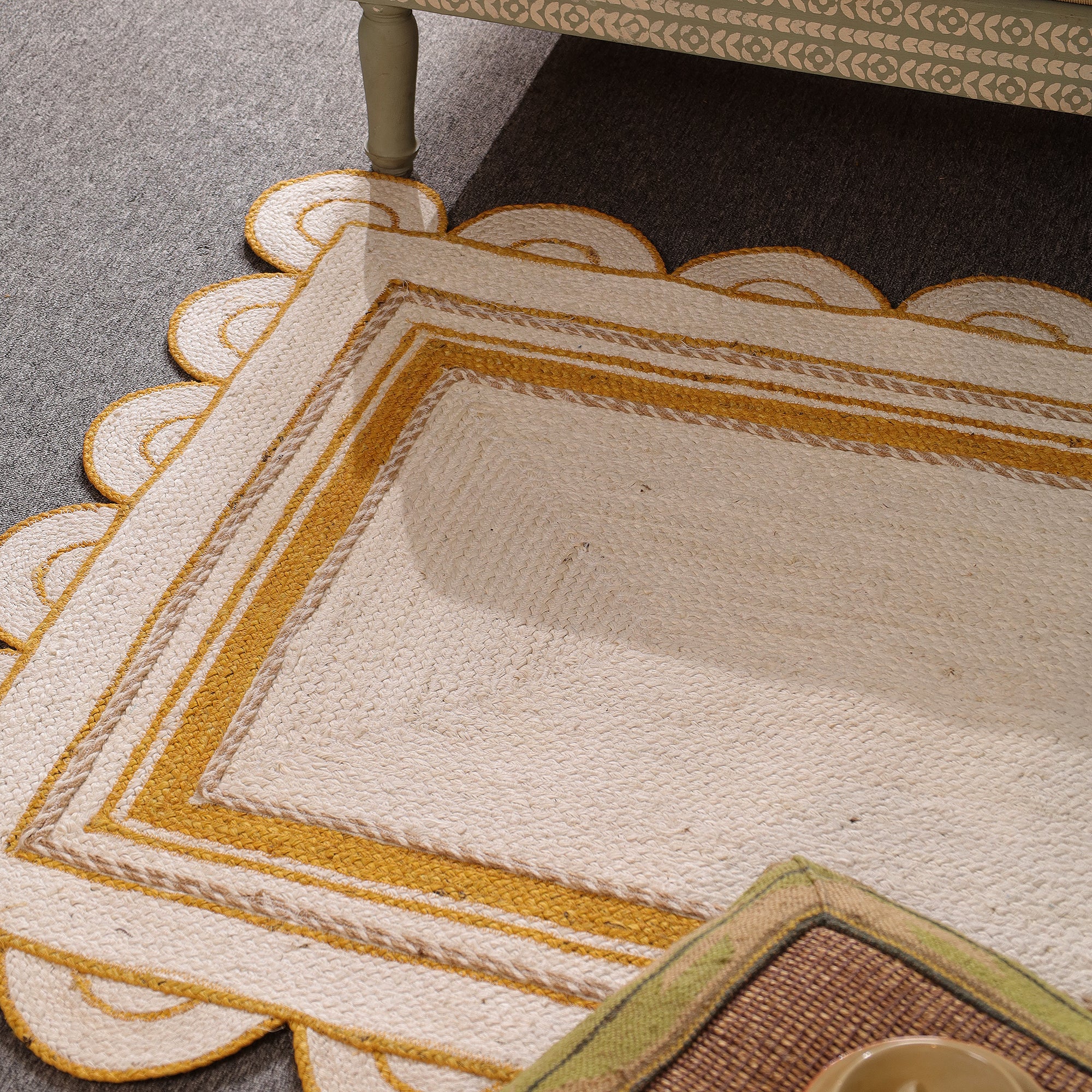 Handwoven White & Mustard Jute Area Rug with Scalloped Border Natural Boho Farmhouse carpet