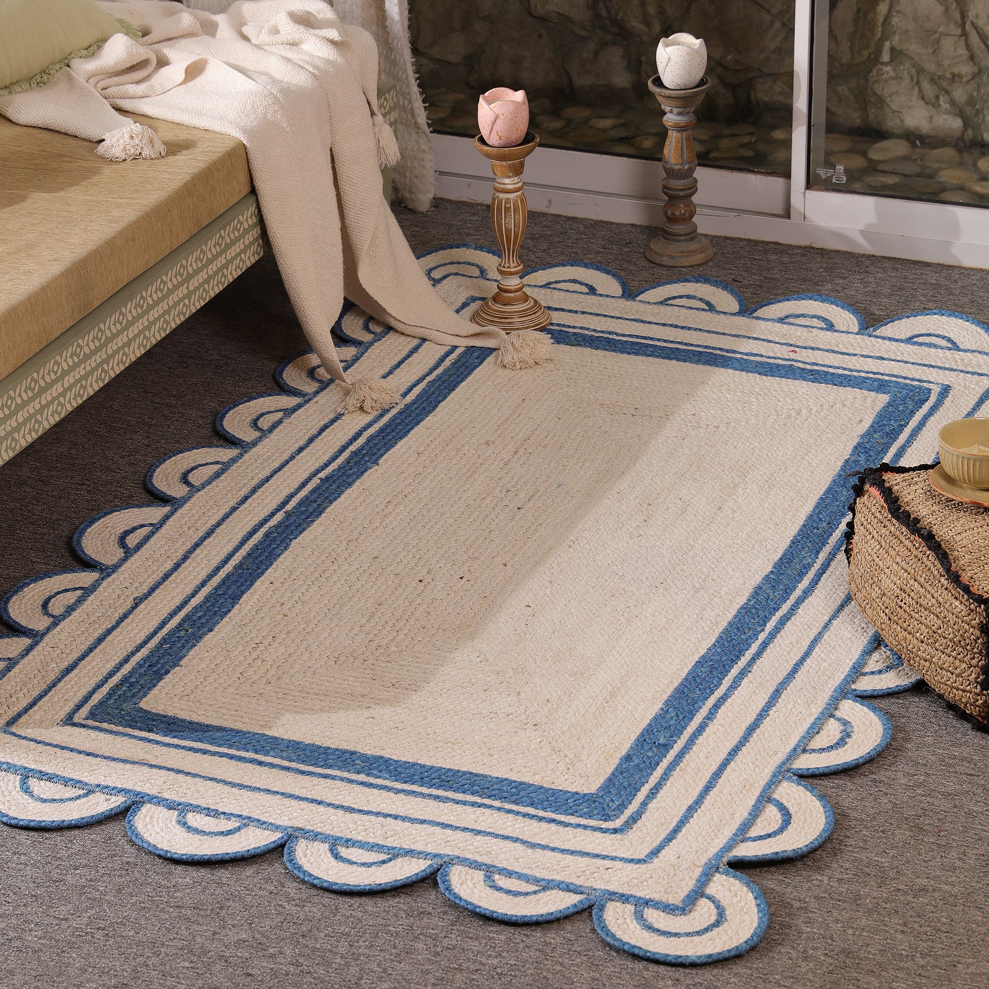Handwoven Scalloped Border Jute Rug Natural & Blue Braided Area Rug