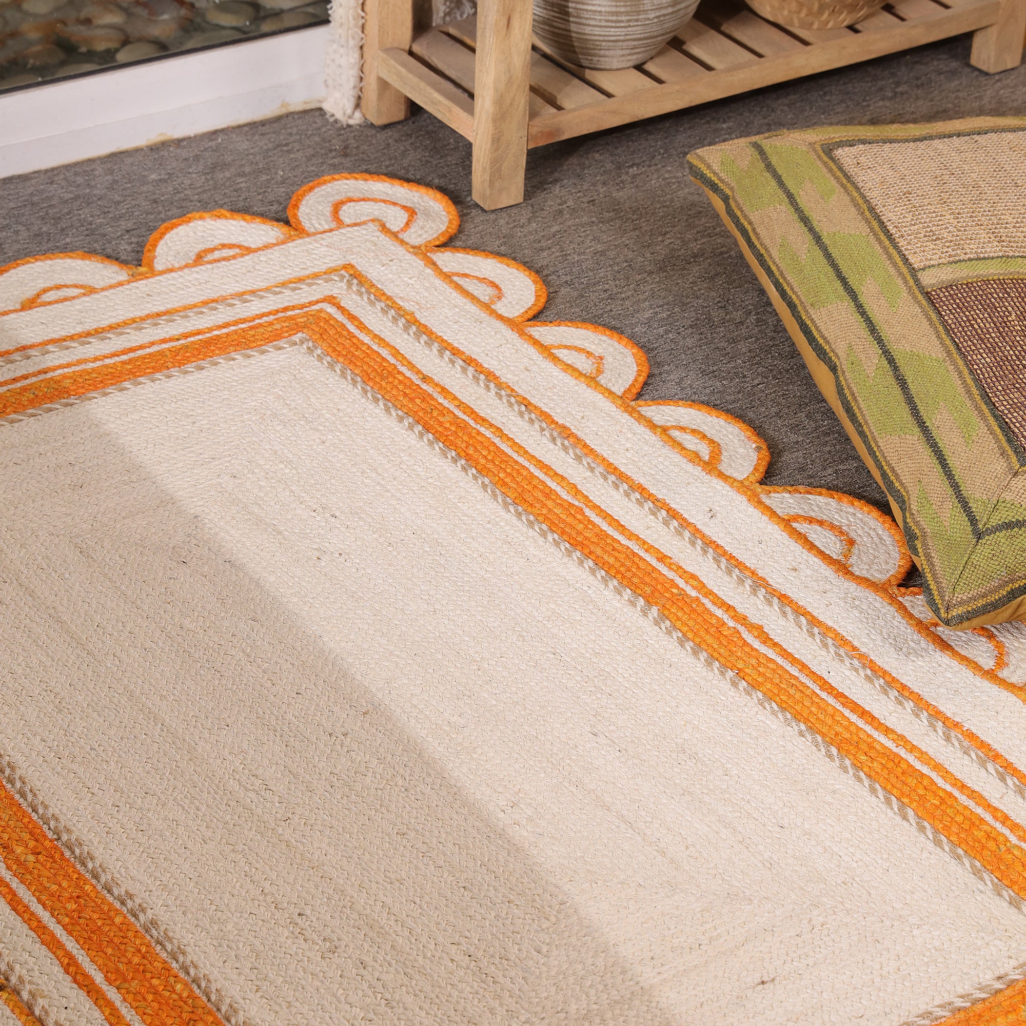 Handwoven Natural Jute Rug with Orange Sacalloped Border Eco-Friendly Braided Area Rug
