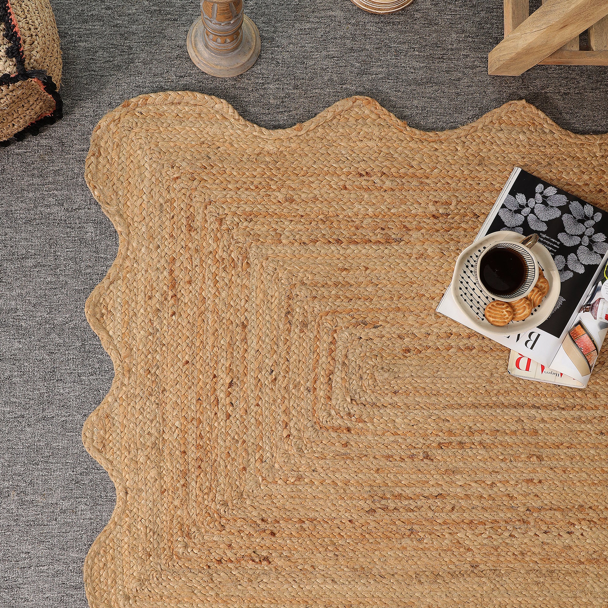 Natural Handwoven Scalloped Jute Rug Handmade Eco-Friendly Braided Area Rug