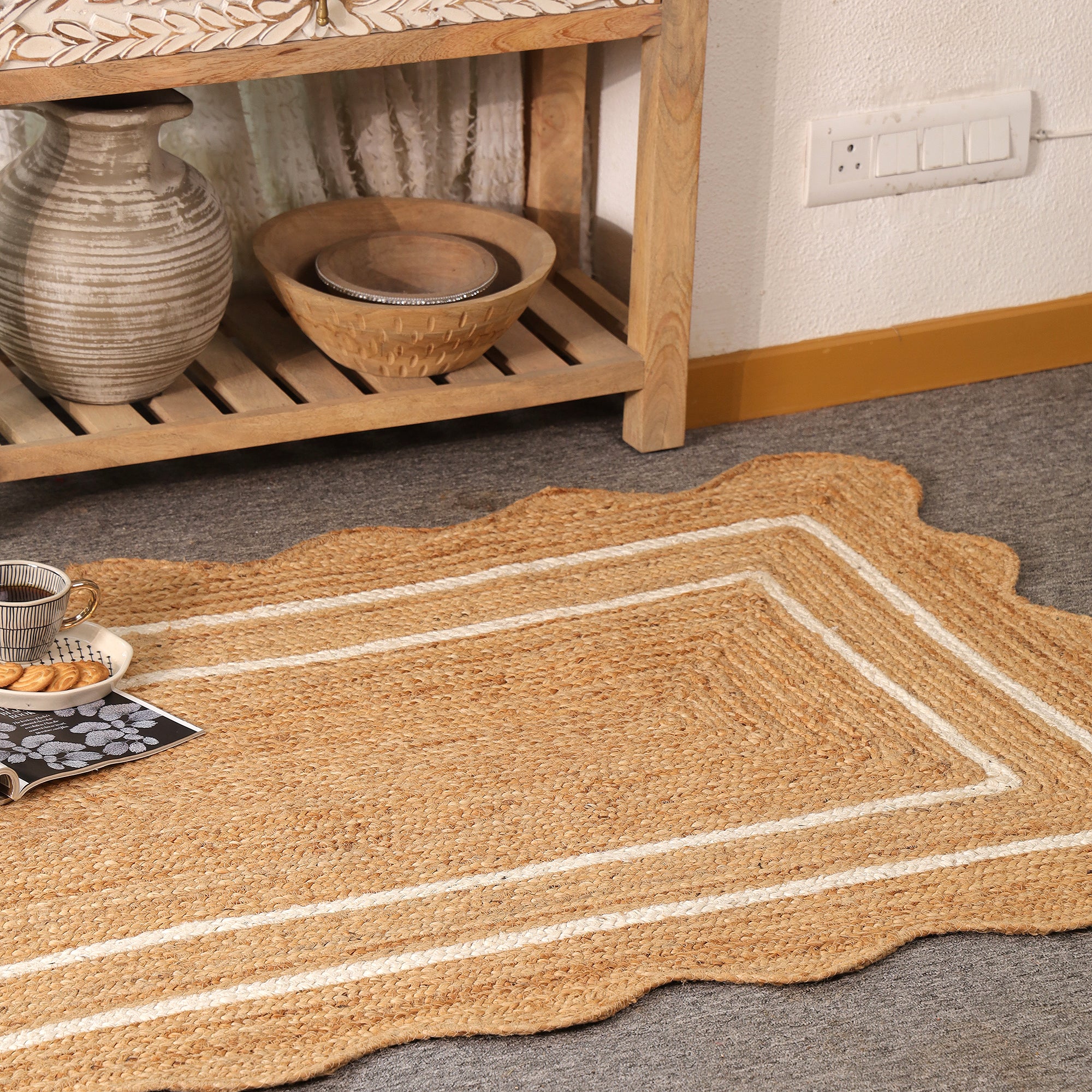 Handwoven Scalloped Jute Rug with White Border | Natural Braided Area Rug | Eco-Friendly Handmade Rug