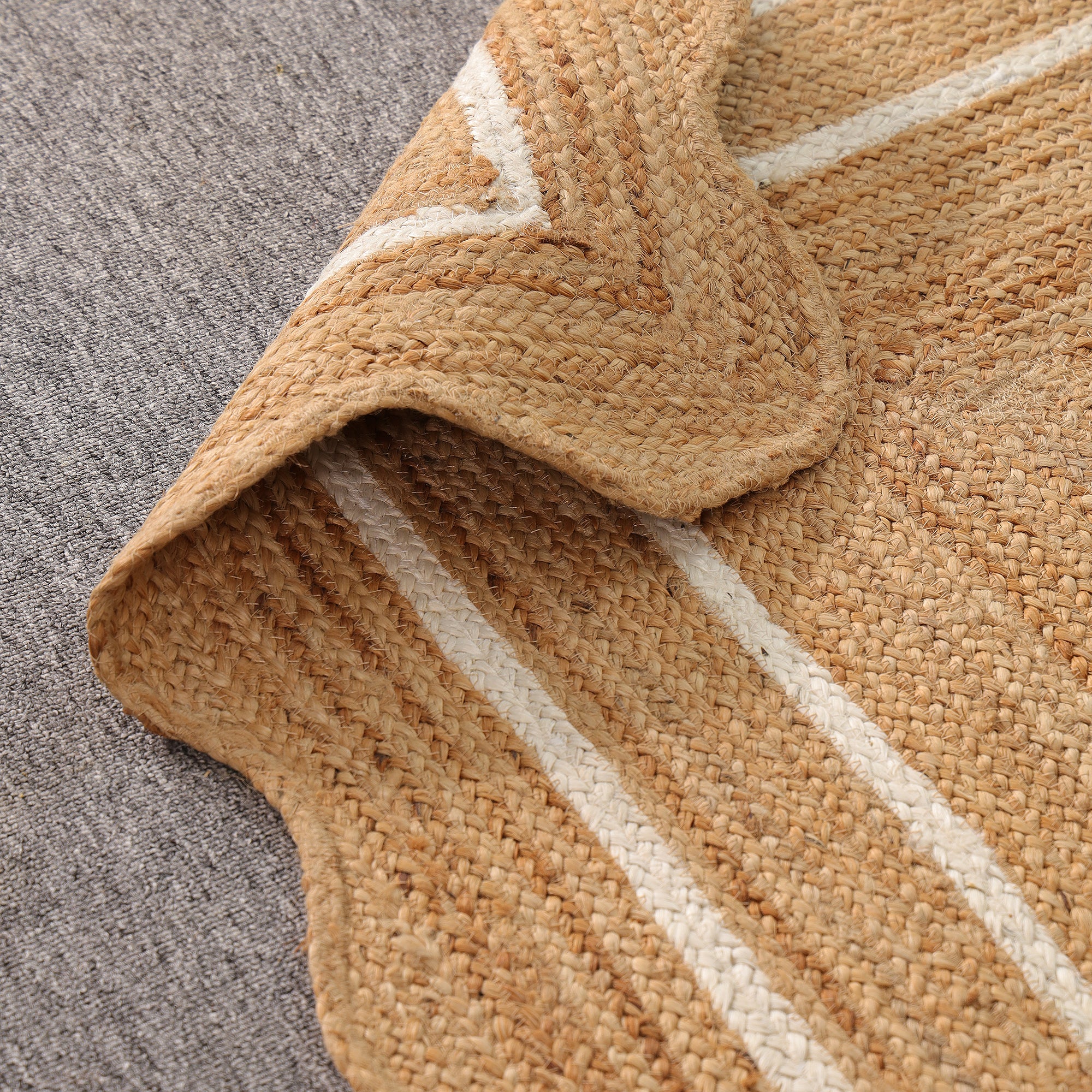 Handwoven Scalloped Jute Rug with White Border | Natural Braided Area Rug | Eco-Friendly Handmade Rug