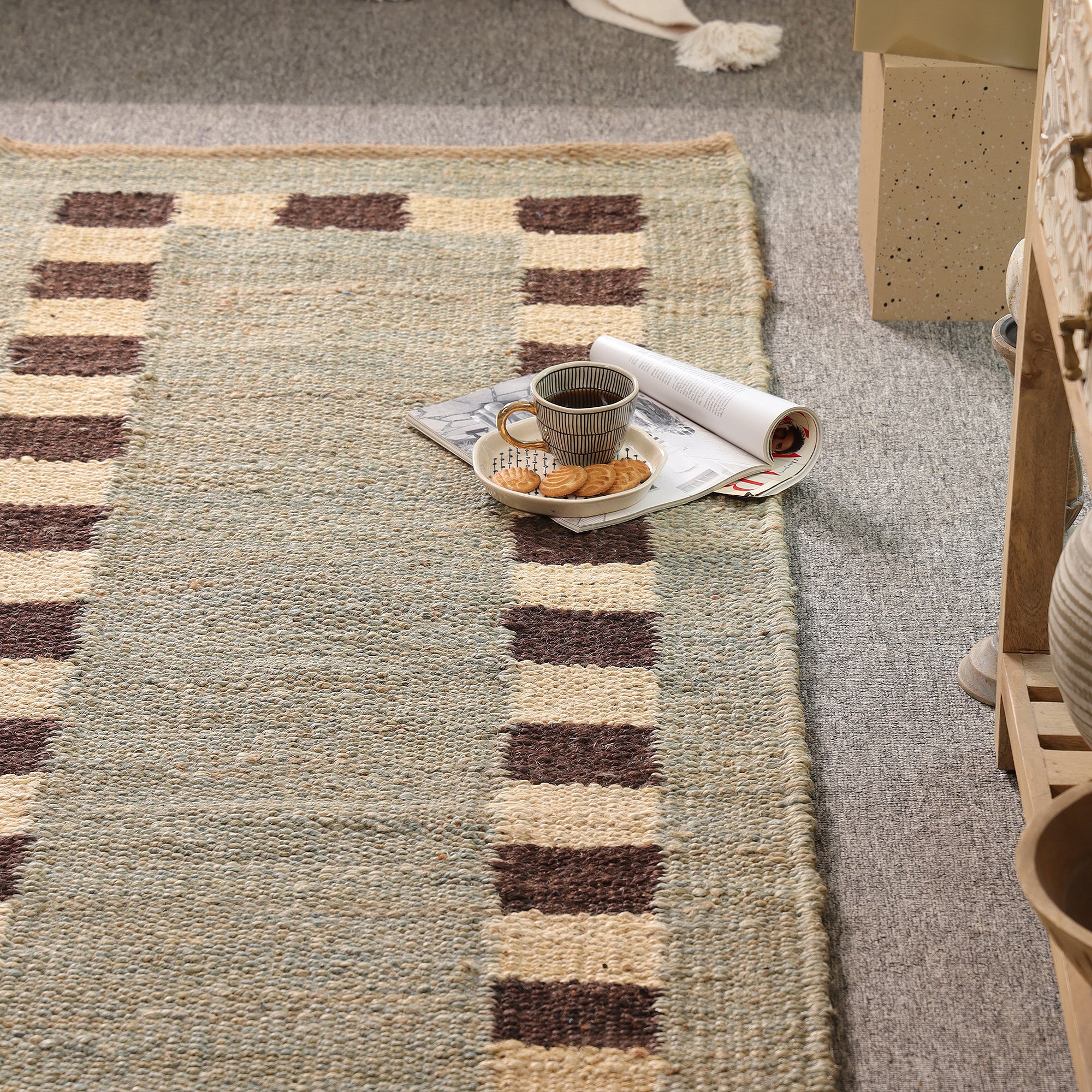 Handmade Natural Jute Runner Rug Modern Checkered Border Hallway Rug