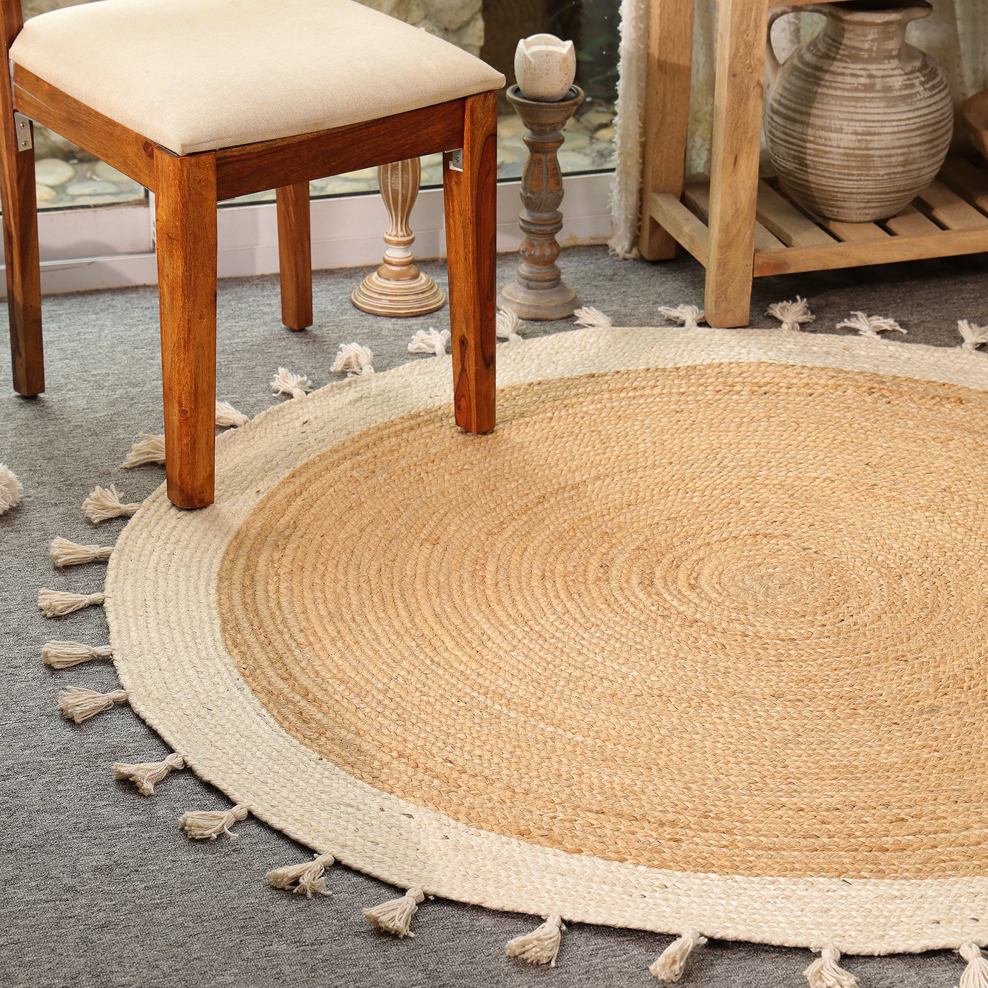Handwoven Round Jute Rug with Cotton Border & Tassels – Natural Boho Area Rug for Living Room & Bedroom