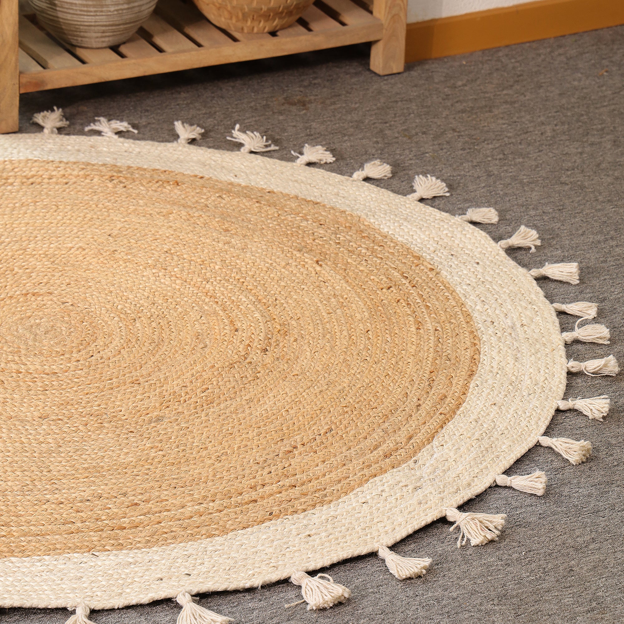 Handwoven Round Jute Rug with Cotton Border & Tassels – Natural Boho Area Rug for Living Room & Bedroom