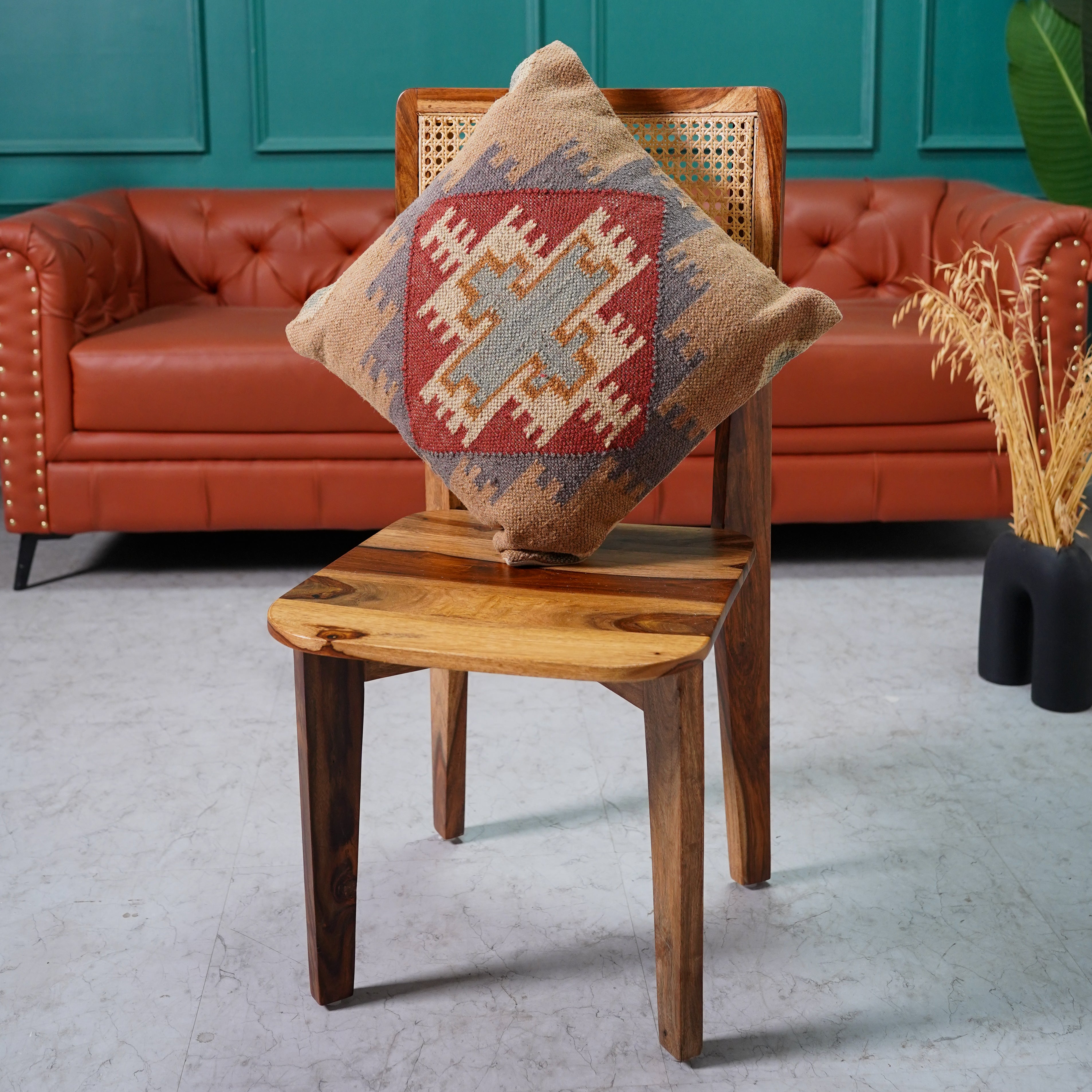 Handwoven Southwestern Kilim Cushion Cover Tribal Cotton Throw Pillow Beige Boho Decorative