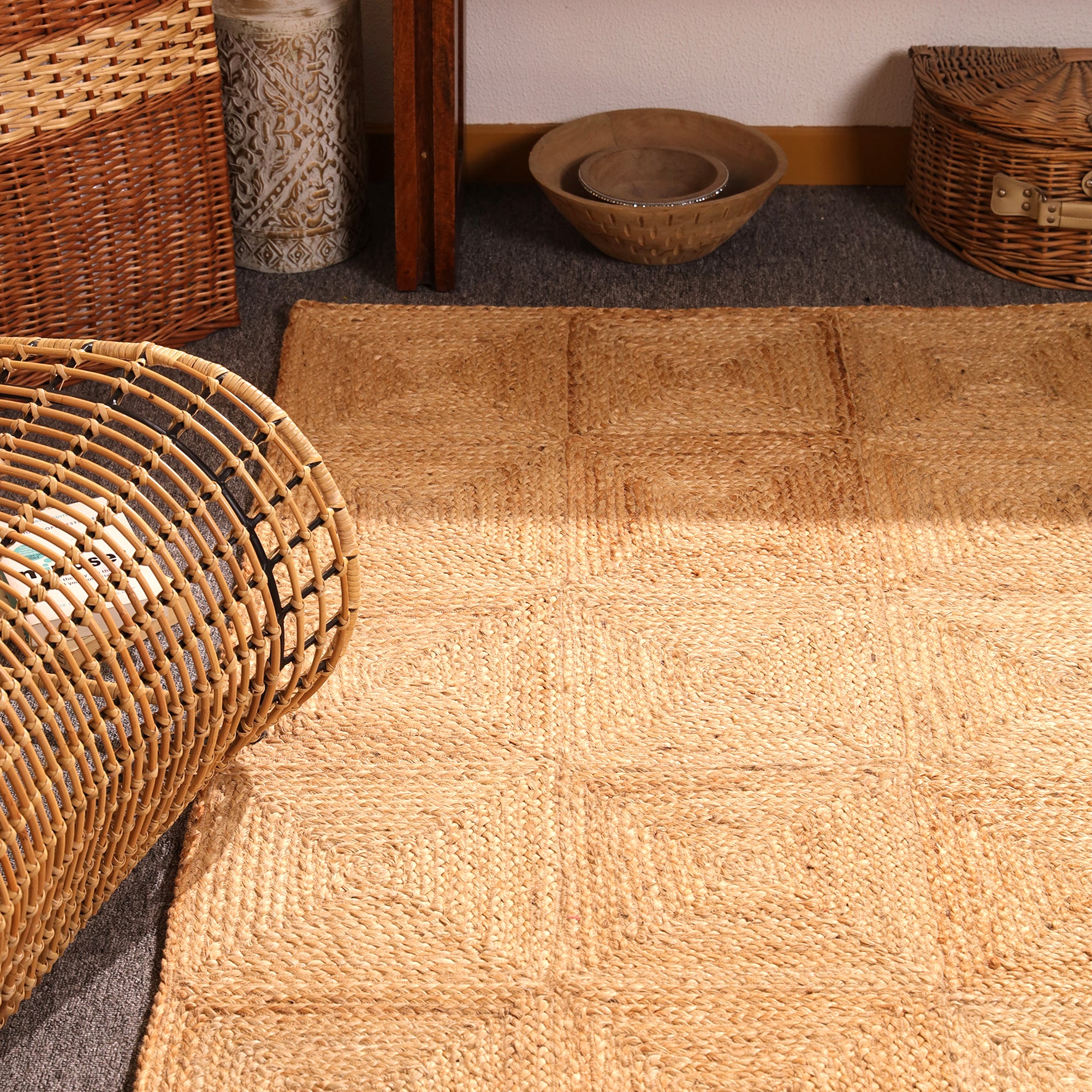 Handwoven Natural Jute Patchwork Area Rug Eco-Friendly Braided Farmhouse