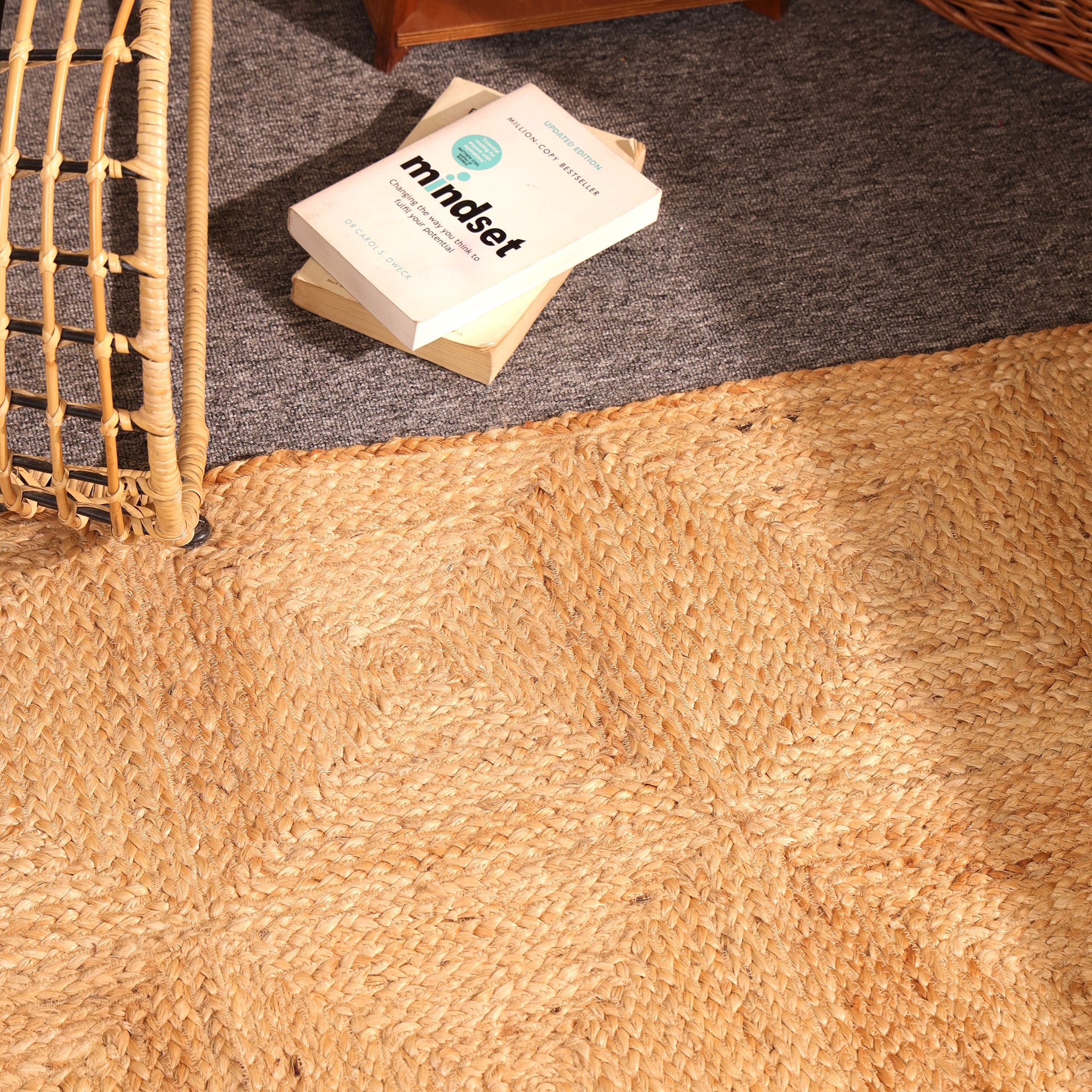 Handwoven Natural Jute Patchwork Area Rug Eco-Friendly Braided Farmhouse