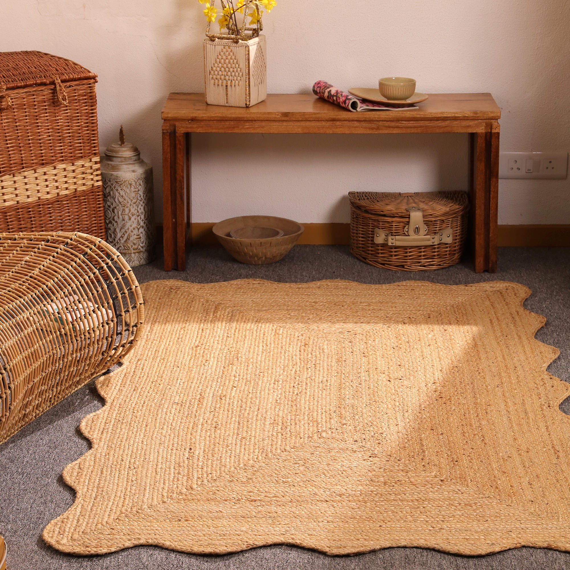Handmade Natural Jute Scalloped Area Rug Braided Eco-Friendly Boho Farmhouse