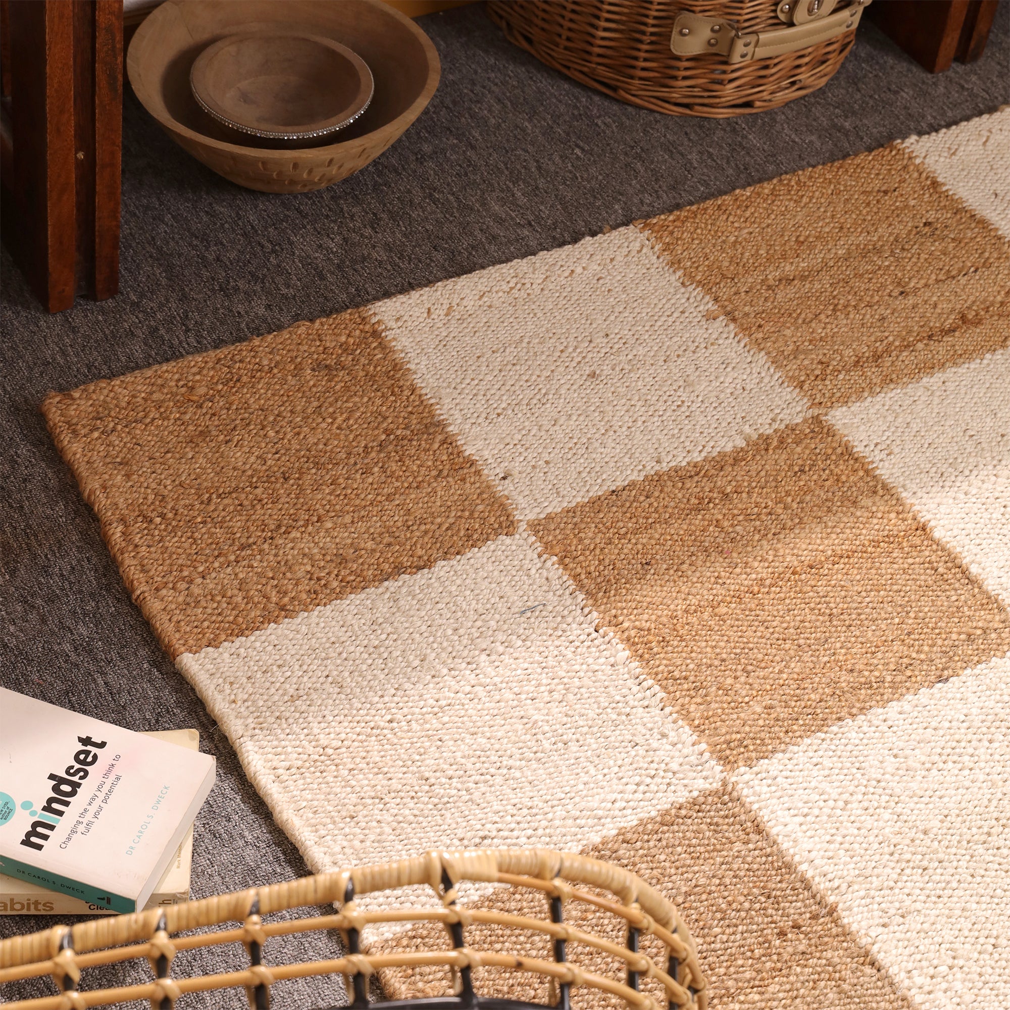 Handwoven Checkered Jute & Cotton Area - Natural Beige & Ivory