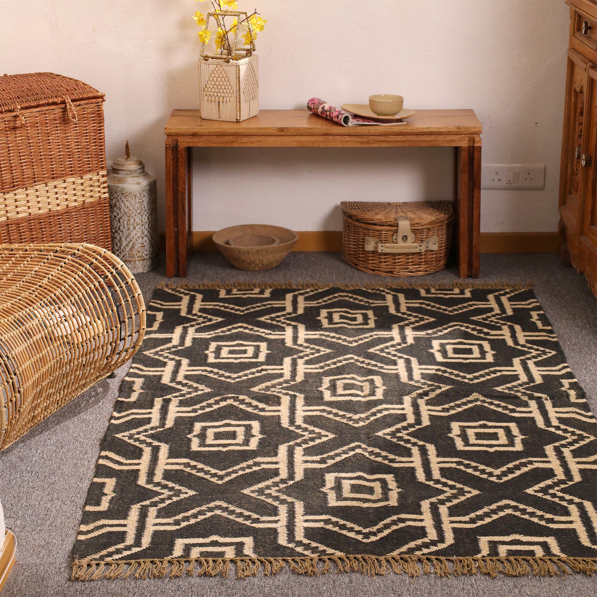 Handwoven Black Geometric Kilim Rug - Handmade Wool Area Rug Tribal Boho Living Room Carpet