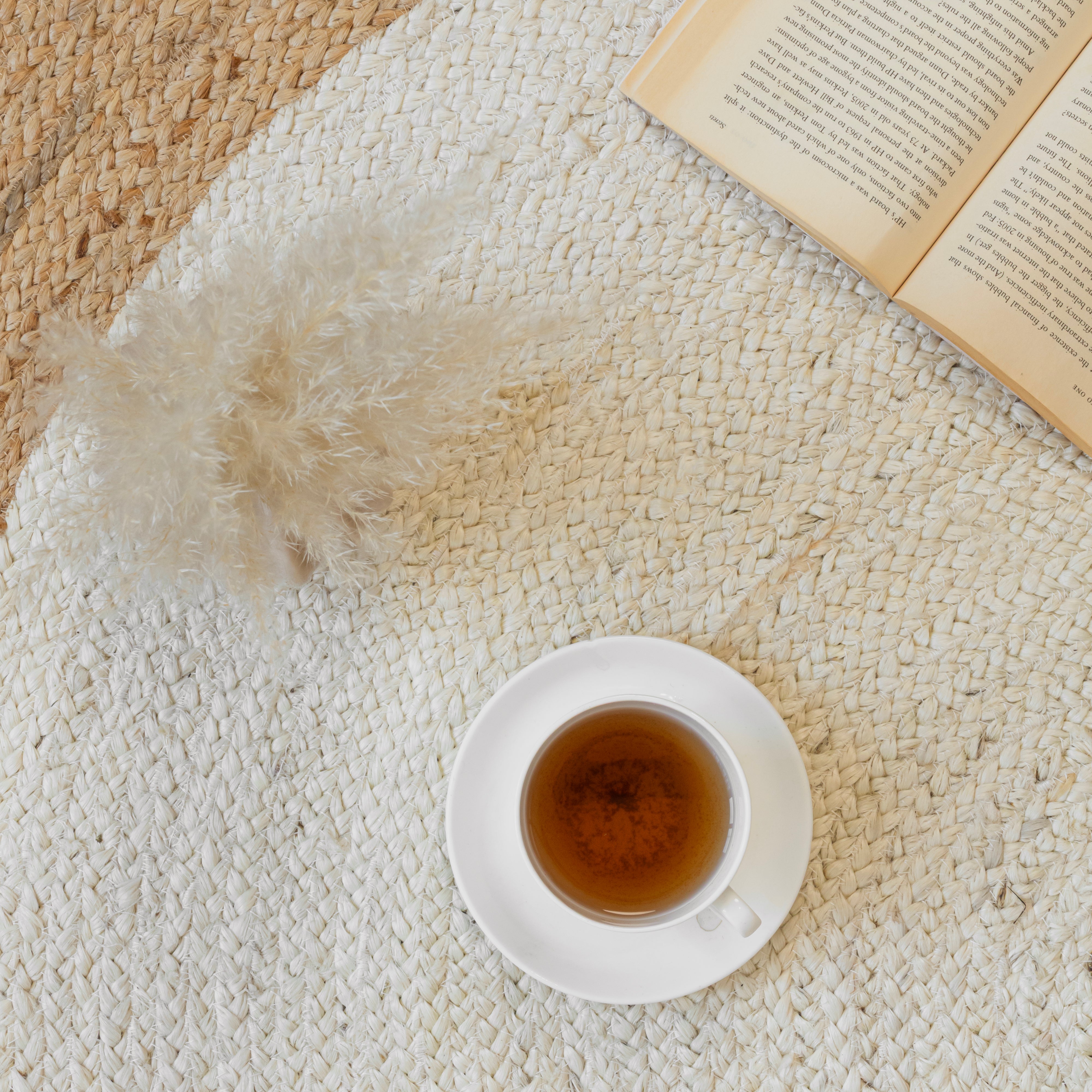 Modern Boho Round Jute Rug with Cream Center Eco-Friendly Natural Fiber Braided Mat