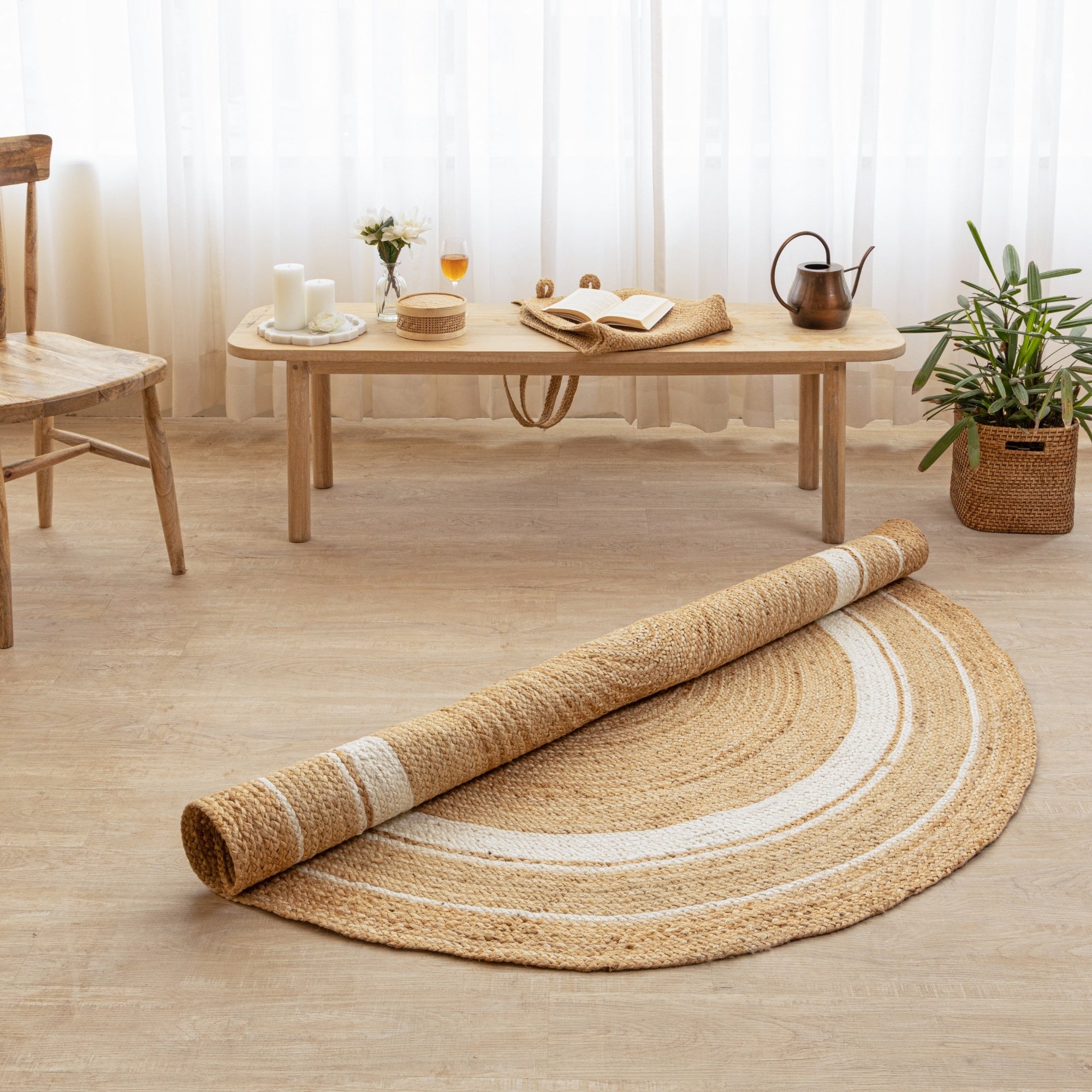 Handmade Round Jute Rug with White Scalloped Border Natural Braided Boho Area Rug For Living