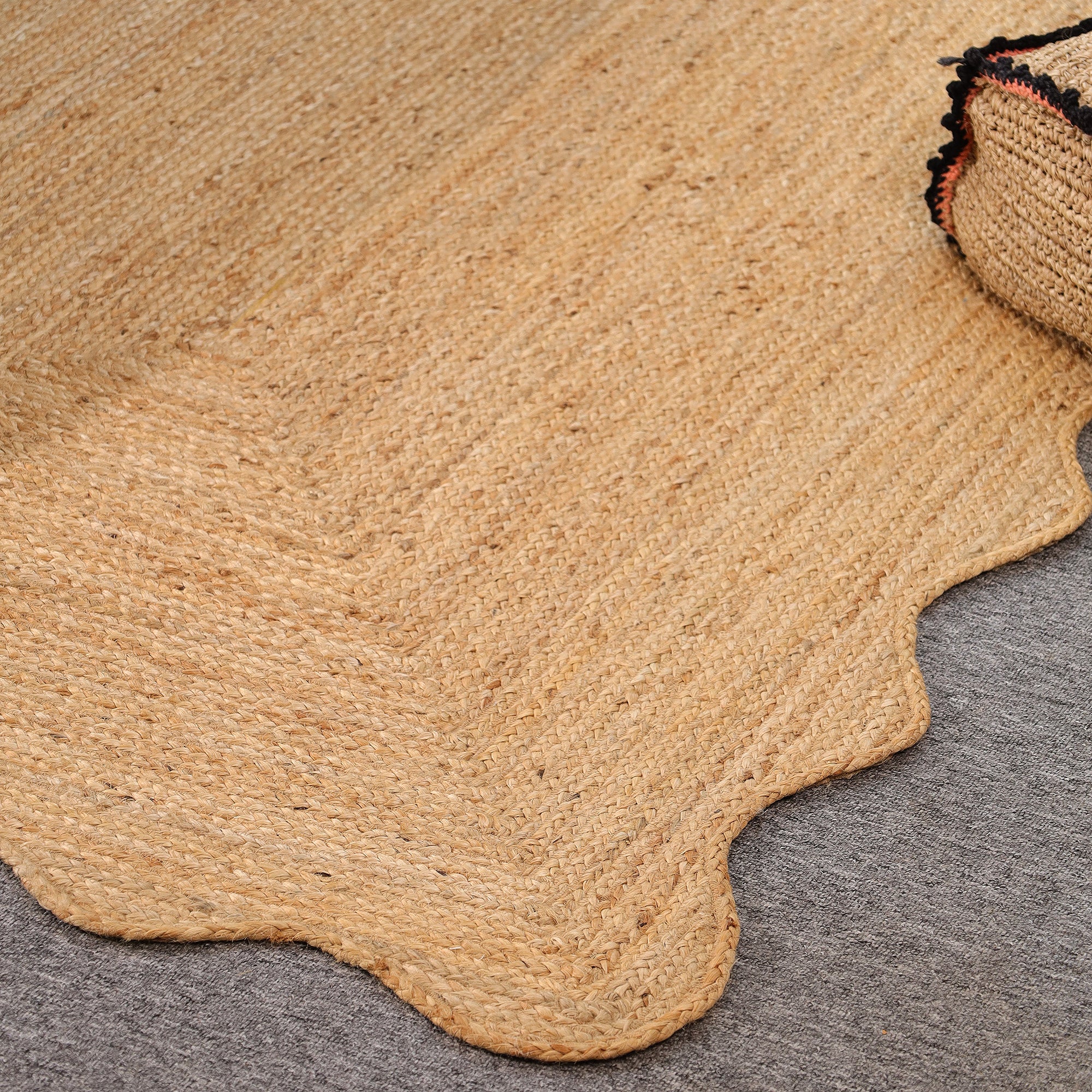 Handmade Scalloped Edge Natural Jute Area Rug Boho Woven Rug Farmhouse Living Room