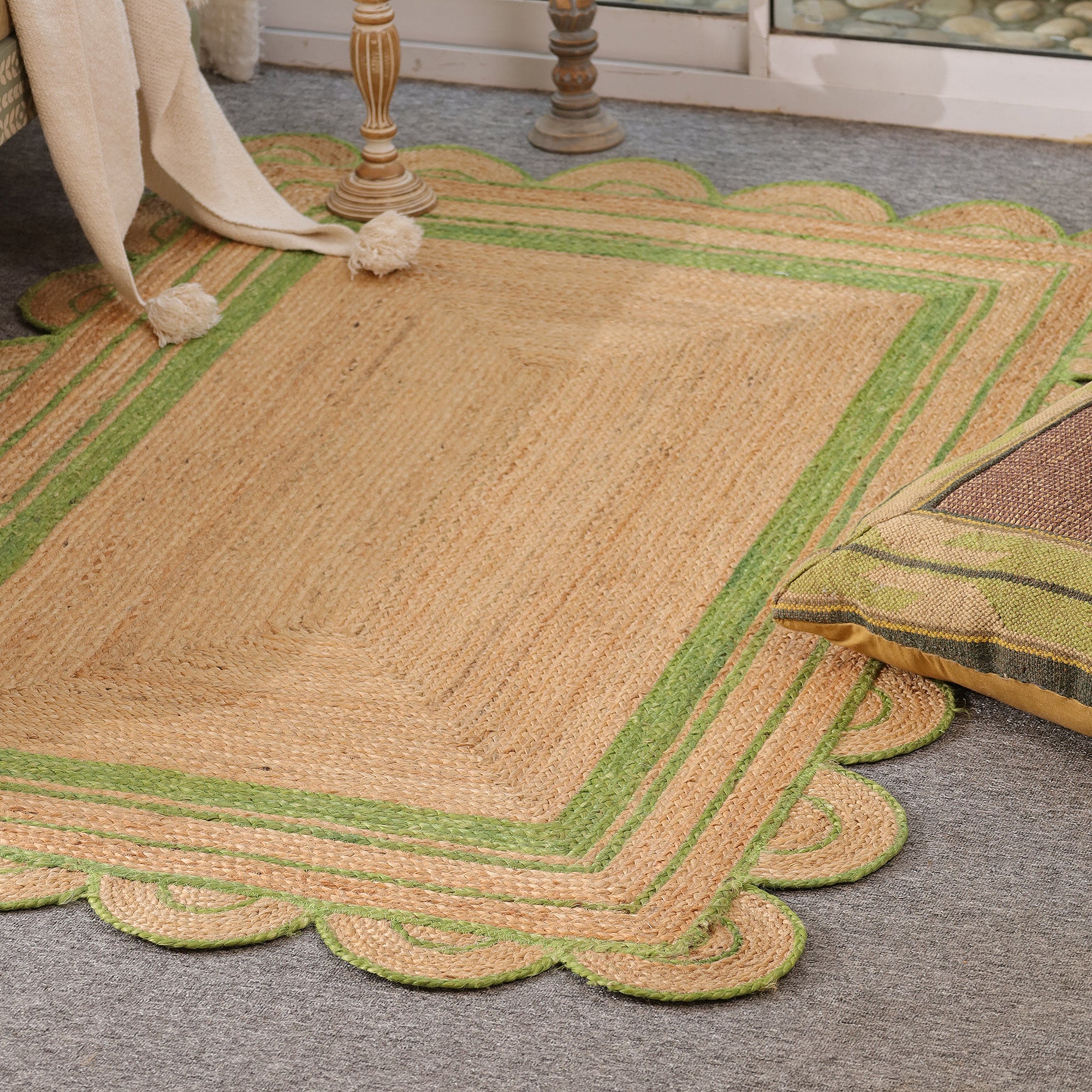 Handmade Natural Jute Scalloped Area Rug with Green Border Boho Farmhouse Rug