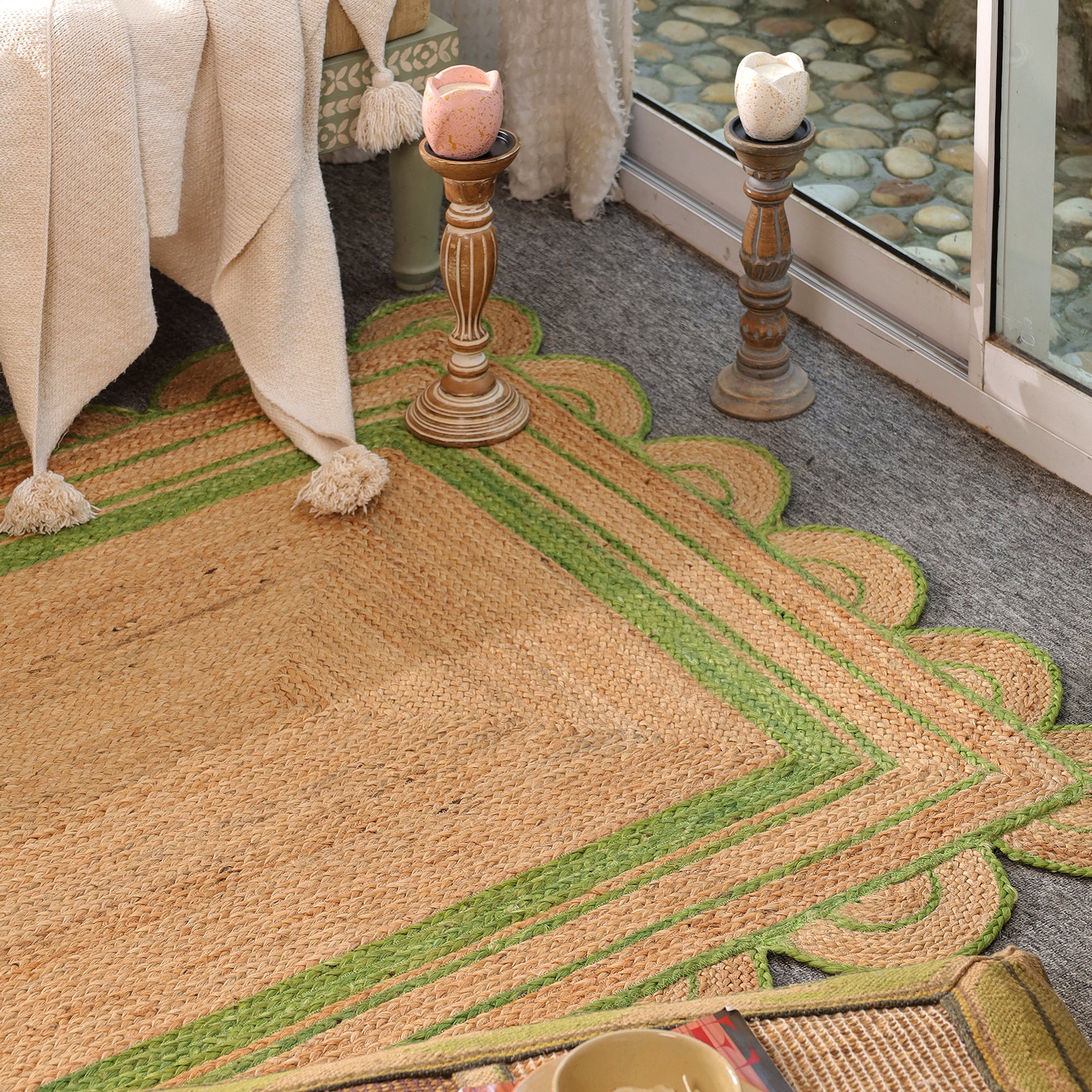 Handmade Natural Jute Scalloped Area Rug with Green Border Boho Farmhouse Rug