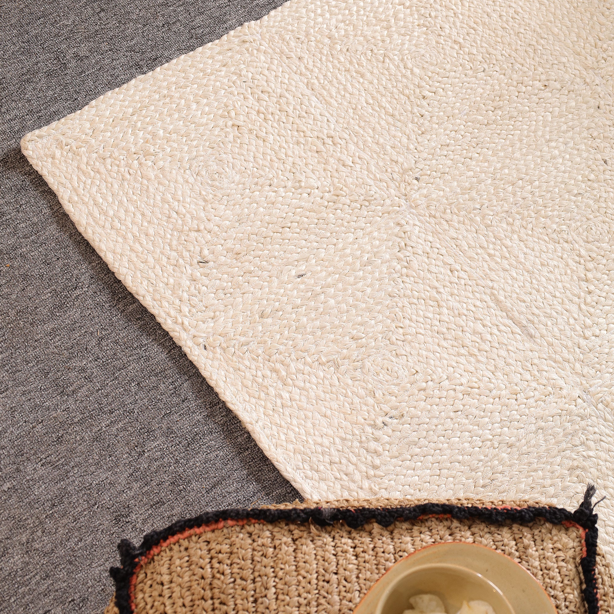Handwoven Ivory Jute Area Rug - Natural Boho Living Room Carpet Eco-Friendly Home Decor