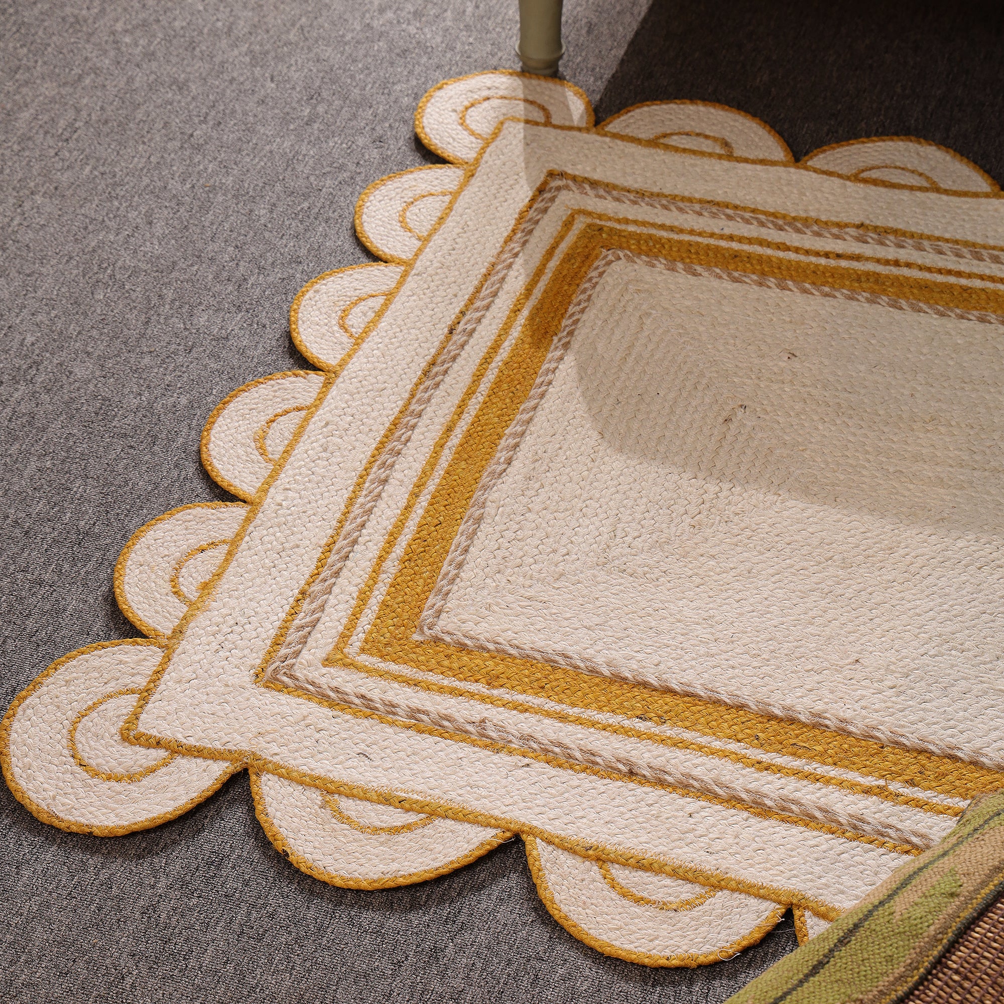 Handwoven White & Mustard Jute Area Rug with Scalloped Border Natural Boho Farmhouse carpet