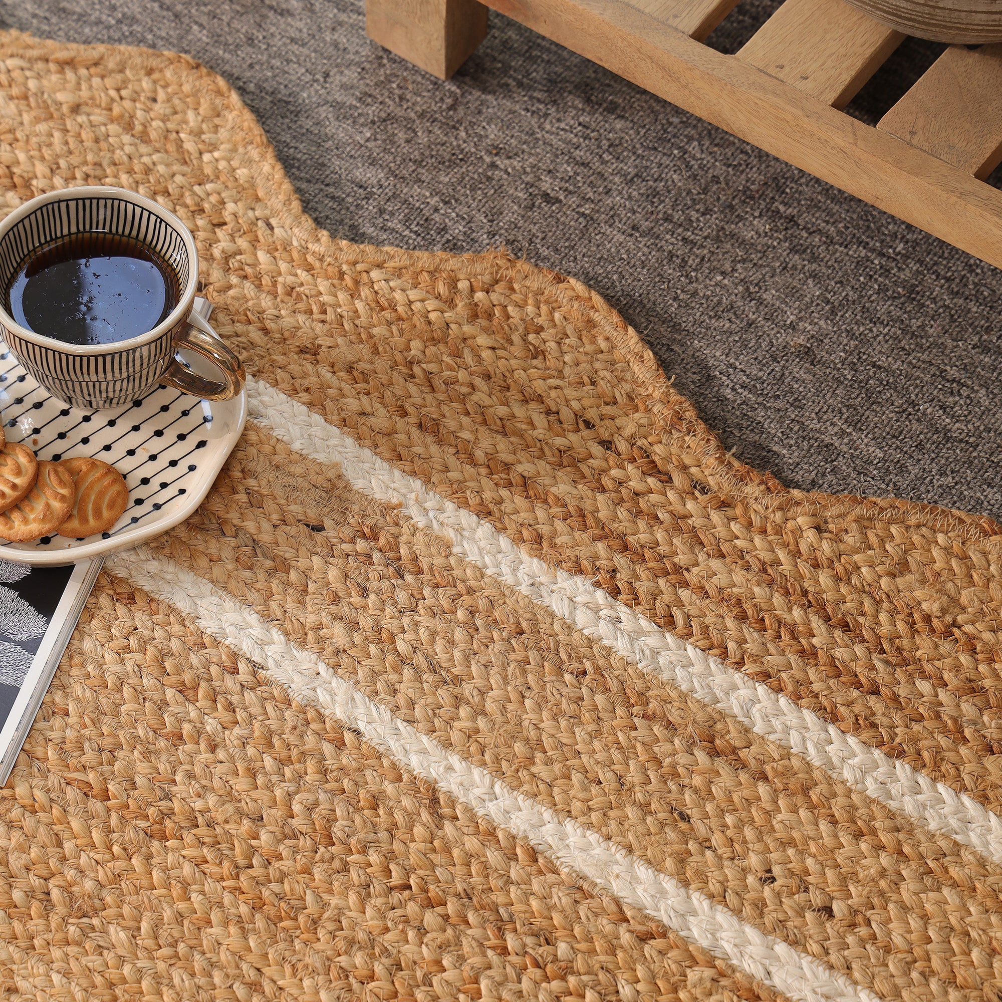 Handwoven Scalloped Jute Rug with White Border | Natural Braided Area Rug | Eco-Friendly Handmade Rug