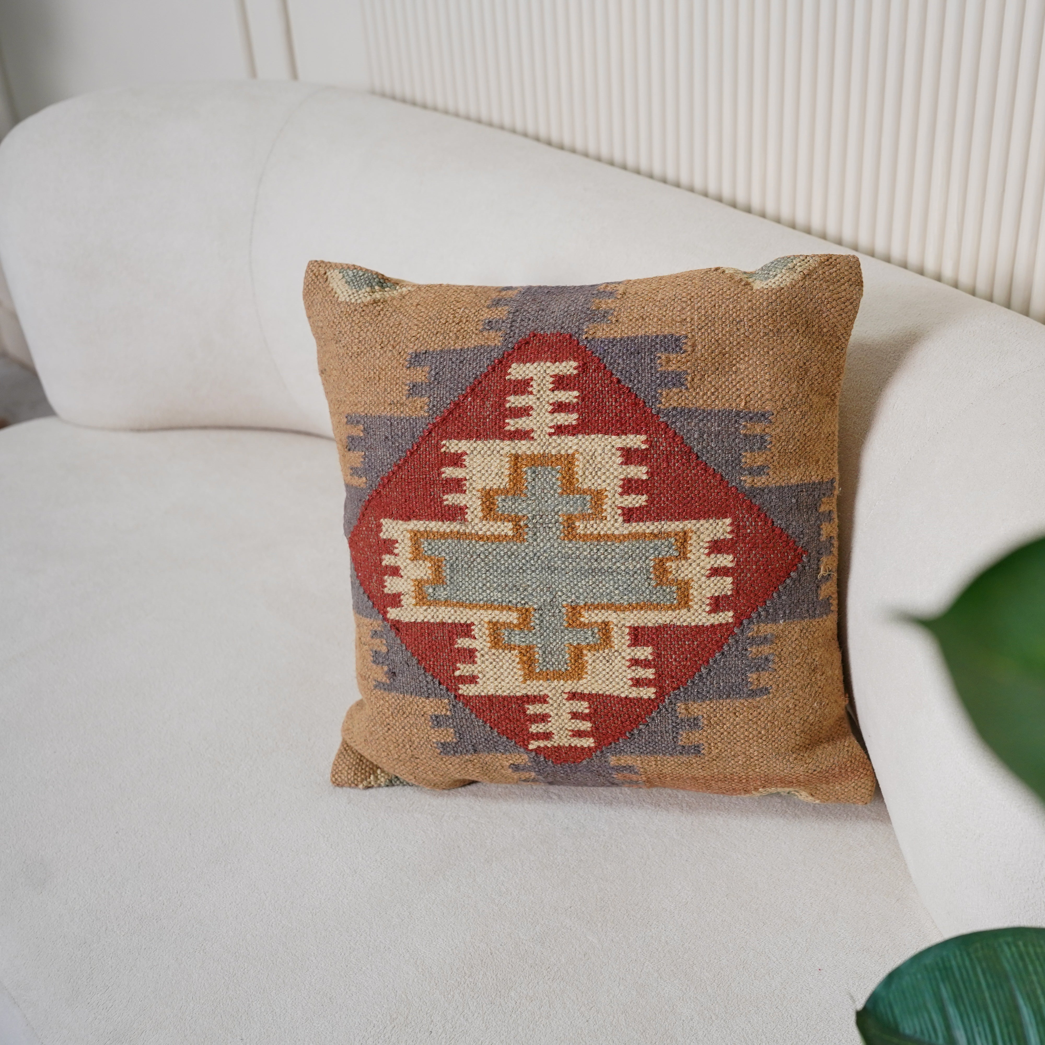 Handwoven Southwestern Kilim Cushion Cover Tribal Cotton Throw Pillow Beige Boho Decorative